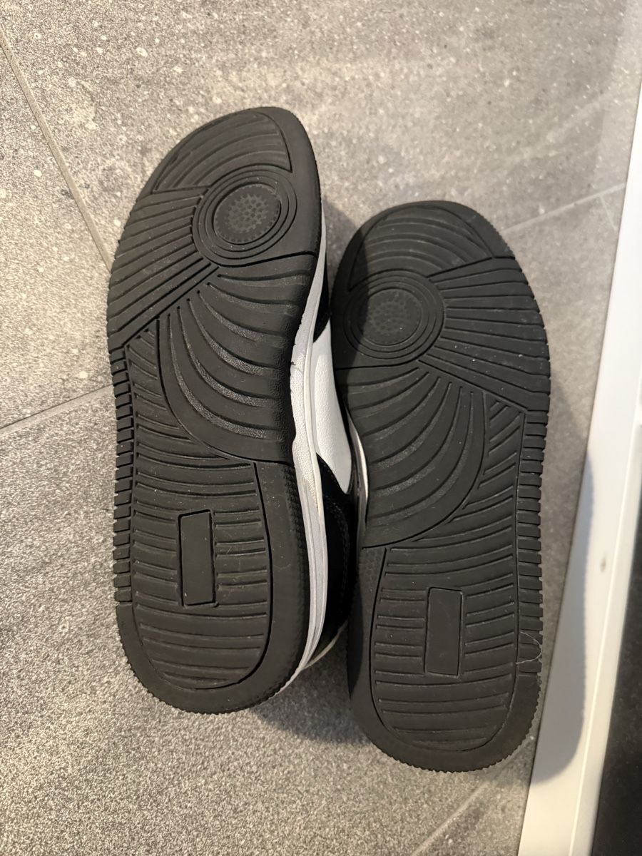 Scarpe per ragazzi: Coole Sneaker von Beach Mountain, Grösse 40 – Usato da Muri AG venduto da Hawaiiandream 3