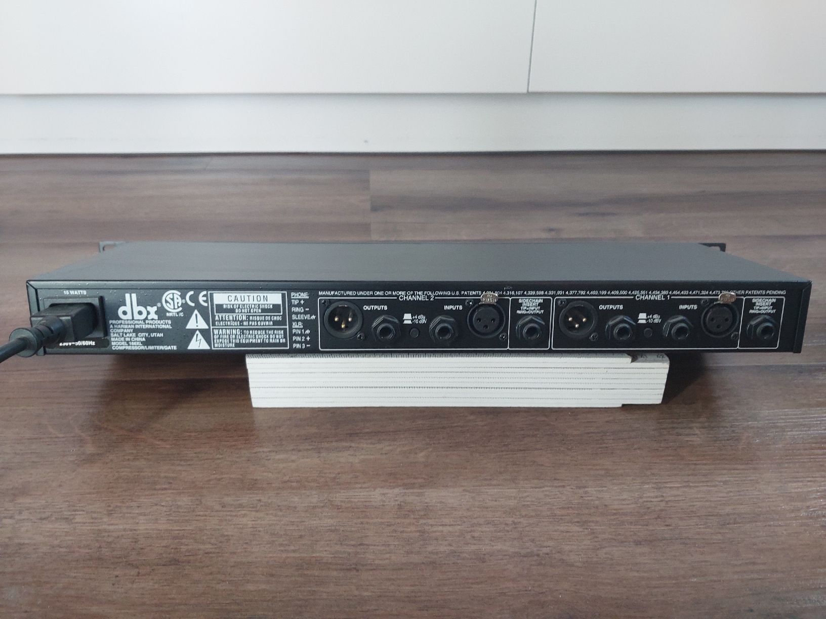 Dbx Equalizzatori: DBX 166XL Kompressor/Gate 2 Kanal Compressor / Limiter – Usato da Eglisau venduto da HB9ELV 1