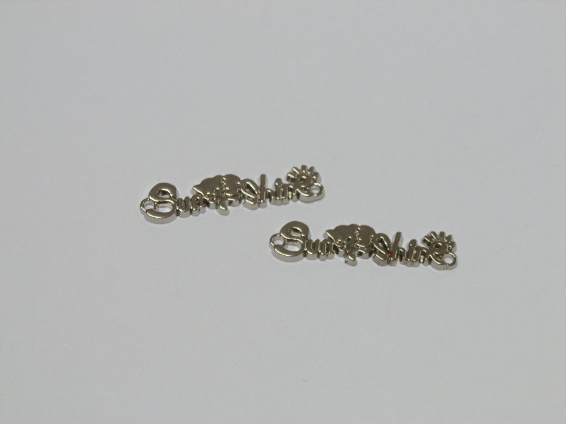 Perle (finte): 20 Metall Verbinder 2 Sorten (249) – Nuovo e nell'imballaggio originale da Blatten b. Naters venduto da Hobschelti 2