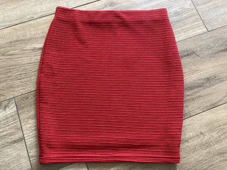 Red  Skirt size S 