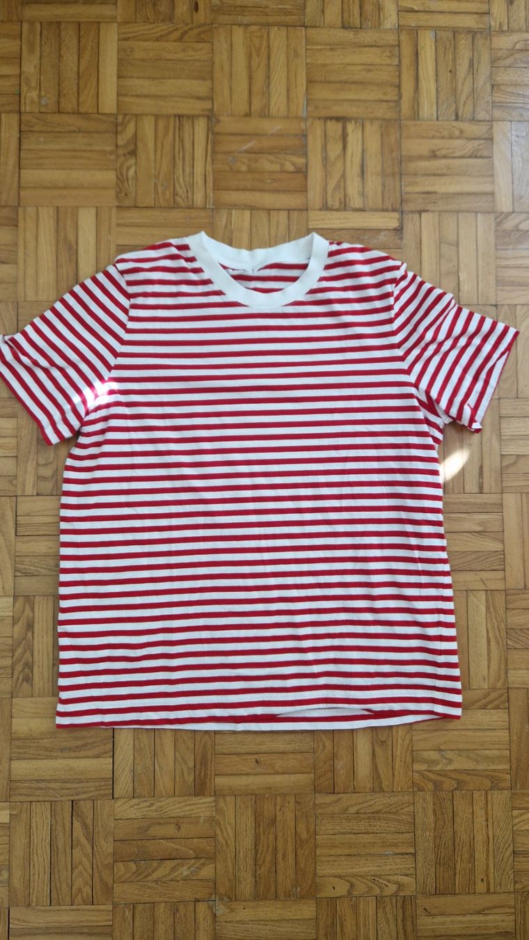 Arket T-shirt: Arket Tshirt – Usato da Zürich venduto da lilu010