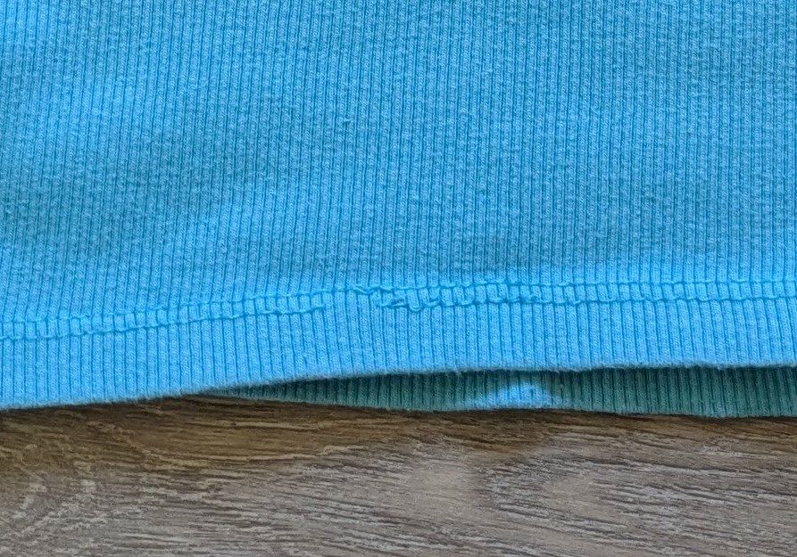 Bershka Top: Top bleu turquoise Bershka, S – Usato da Orsieres venduto da IndianaJones50a 3