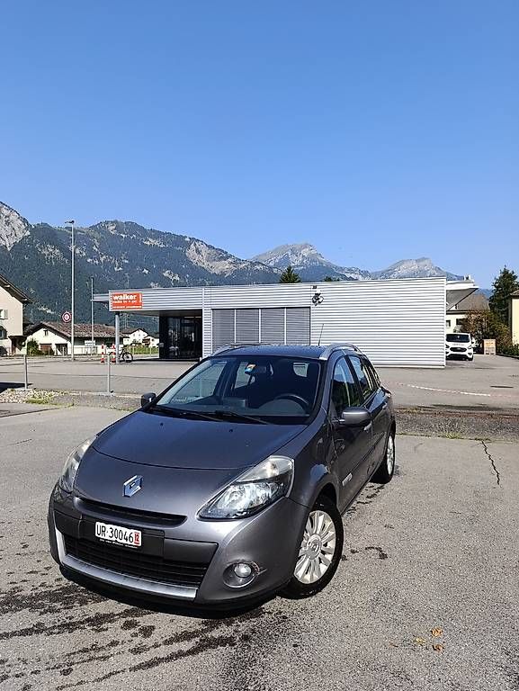 Renault Autos: Renault Clio 2010 – D'occasion à Altdorf UR par san_s8hg