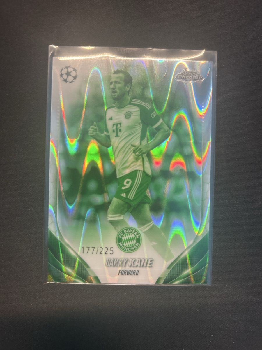 Topps Sammelbilder & Trading cards: Topps chrome ucc Harry Kane /225 green raywave  – Gebraucht aus Greppen von hcv_cc2r