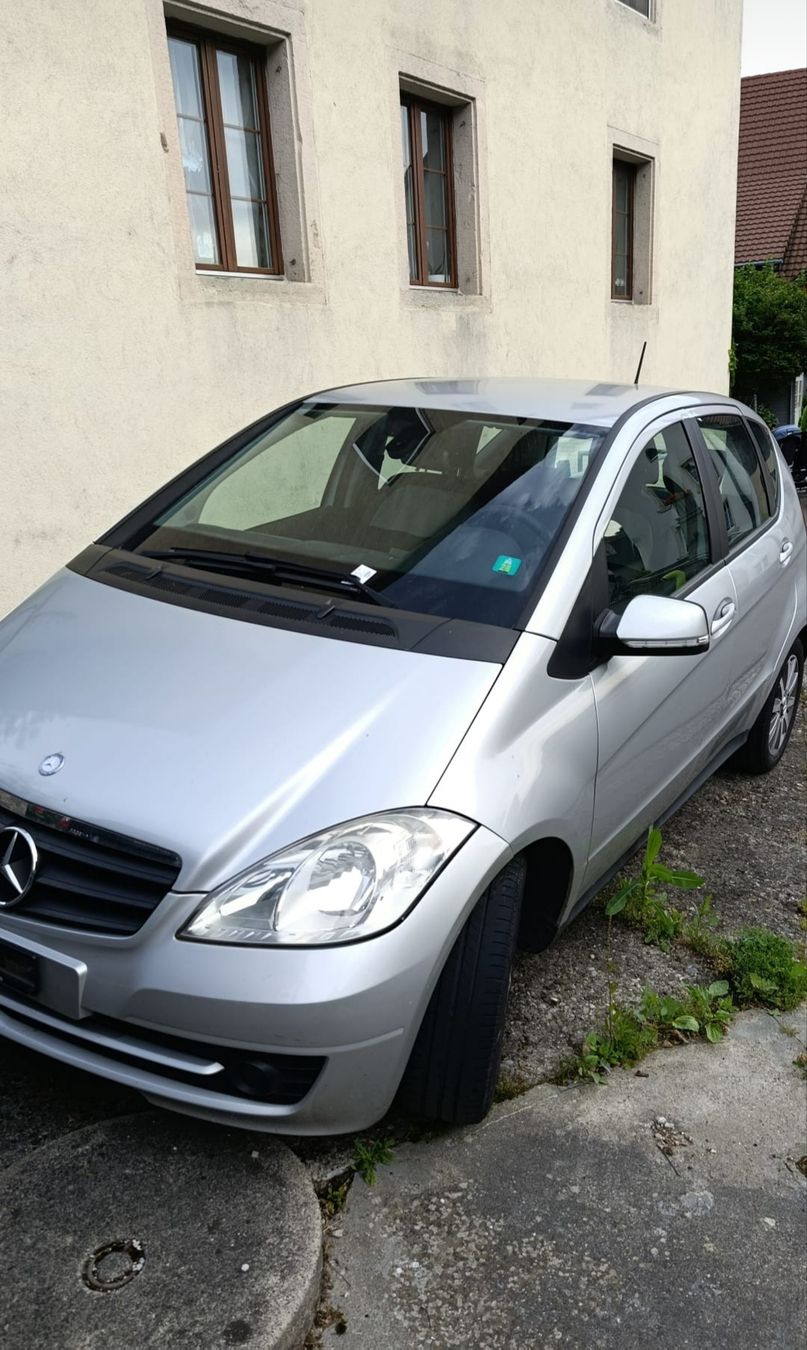 Mercedes-Benz Automobili: Mercedes A170 – Usato da Scherz venduto da james68