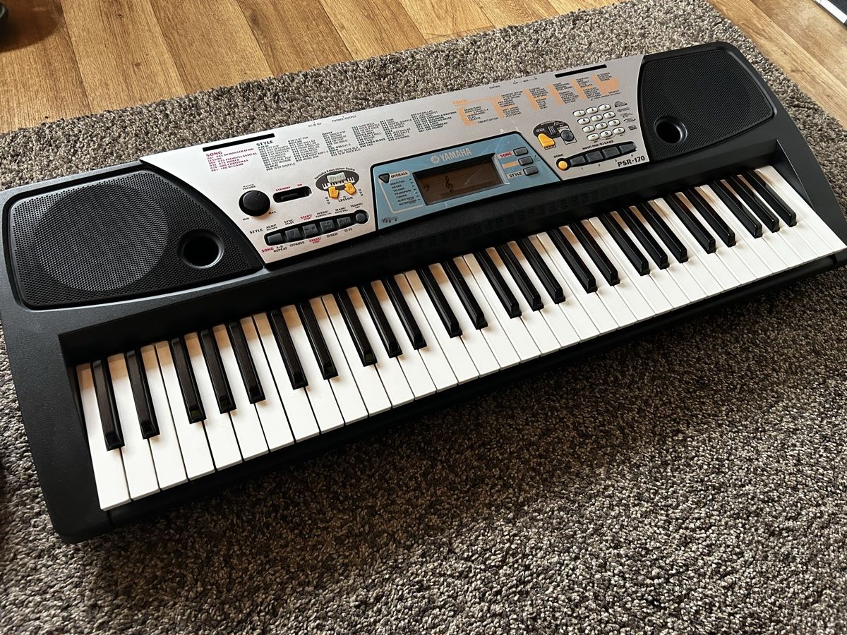 Yamaha Instruments de musique: Keyboard – D'occasion à Reutigen par sel_xy25 1