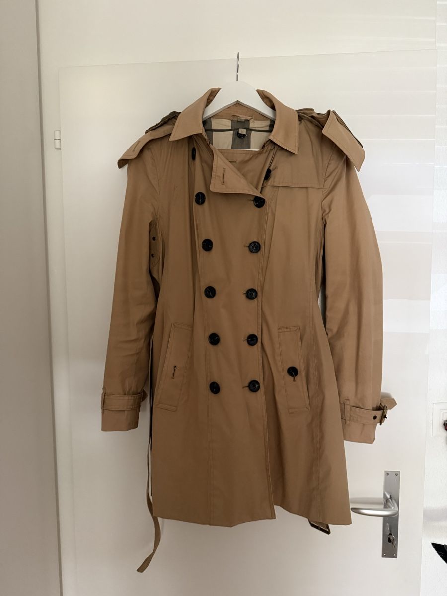 Burberry Manteaux: Burberry Trenchcoat – D'occasion à Steffisburg par laura_bazinga 1