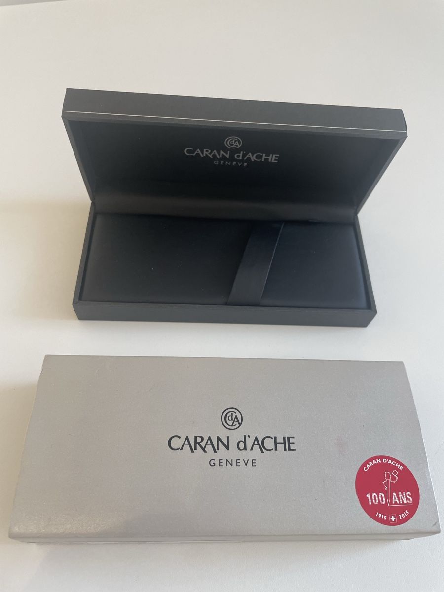 Altro in Scrittura & Disegno: Caran d'Ache Geschenkboxen Set neu 2 Stk – Nuovo (secondo la descrizione) da Münchenstein venduto da nel_57mj