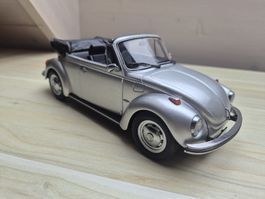 VW Käfer Cabrio 1303 1:18 Norev Oldtimer