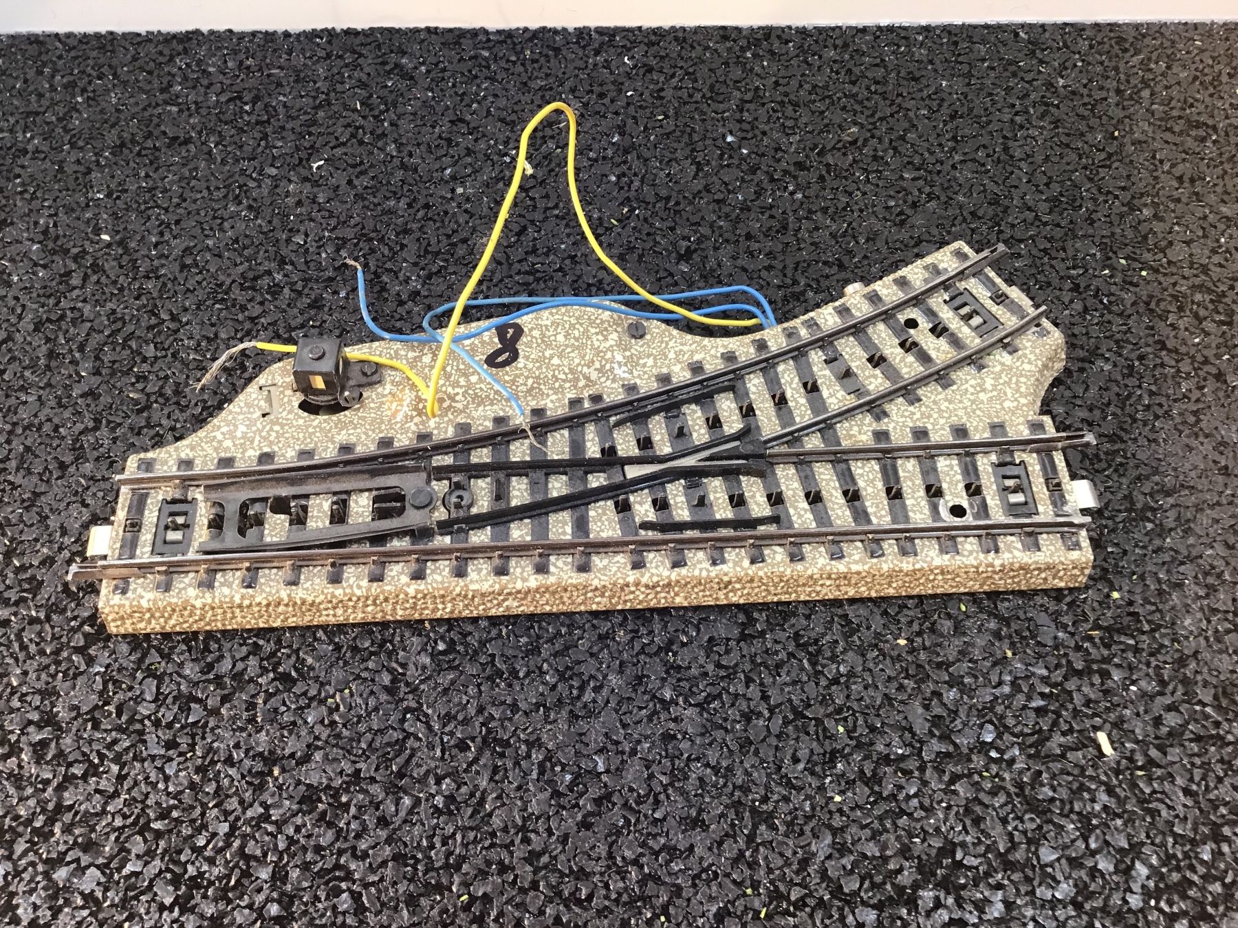 Märklin Modellini di ferrovie: MÄRKLIN H0 M-GLEIS WEICHE 5118 – Usato da Männedorf venduto da Modelle-aller-Art