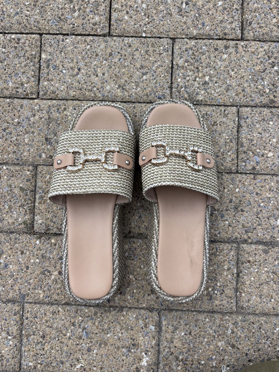 Chaussures femmes: Pantoletten Damen beige – Neuf (Voir description) à Hendschiken par besusu