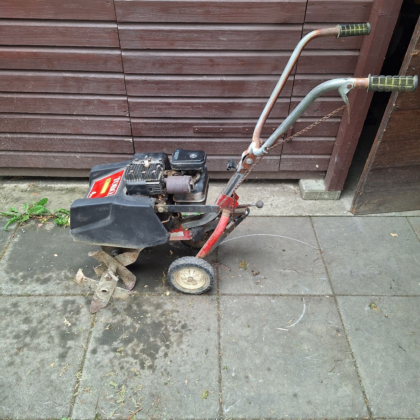 Toro Alle Maschinen: Gartenfräse Toro – Defekt aus Winterthur von v-t88 4
