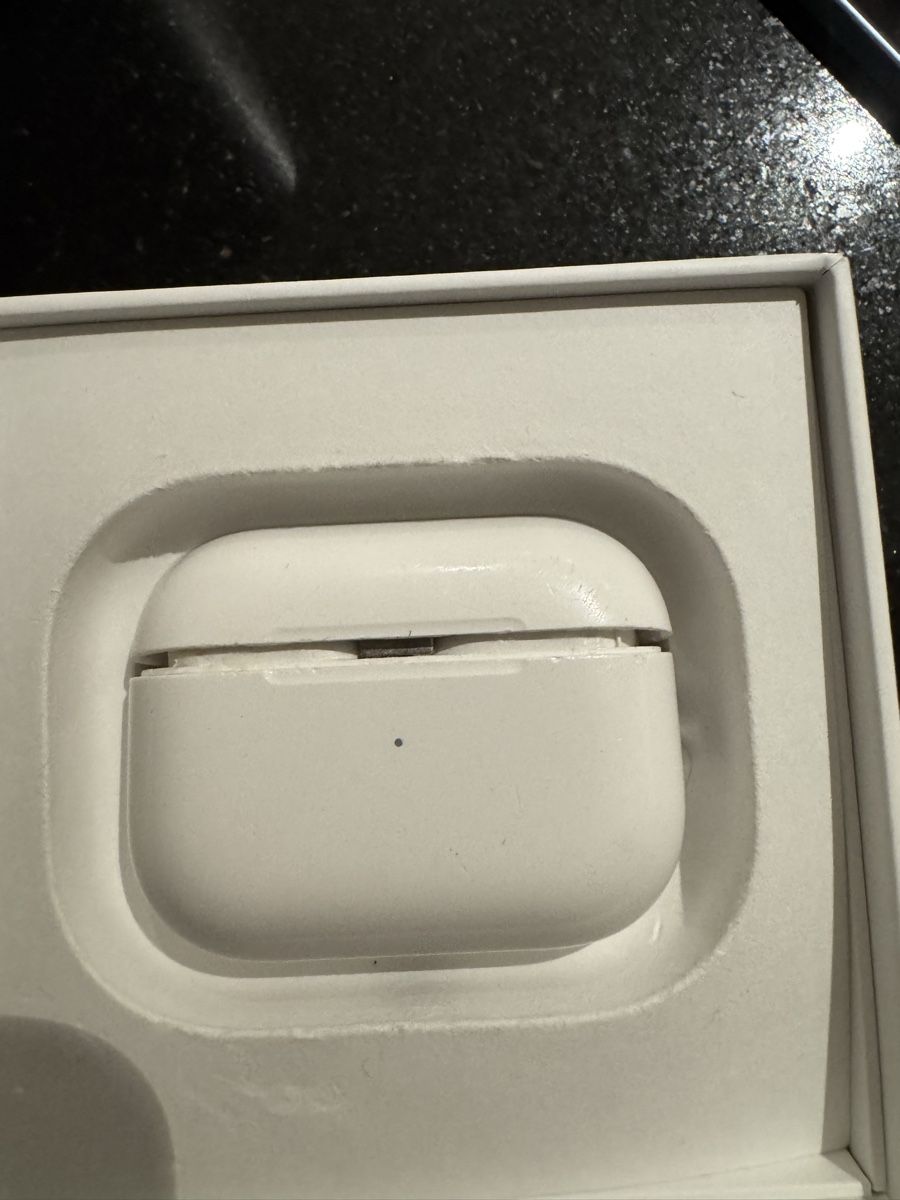 Apple Cuffie: Air Pods pro – Usato da Illnau venduto da Fakiraa 1