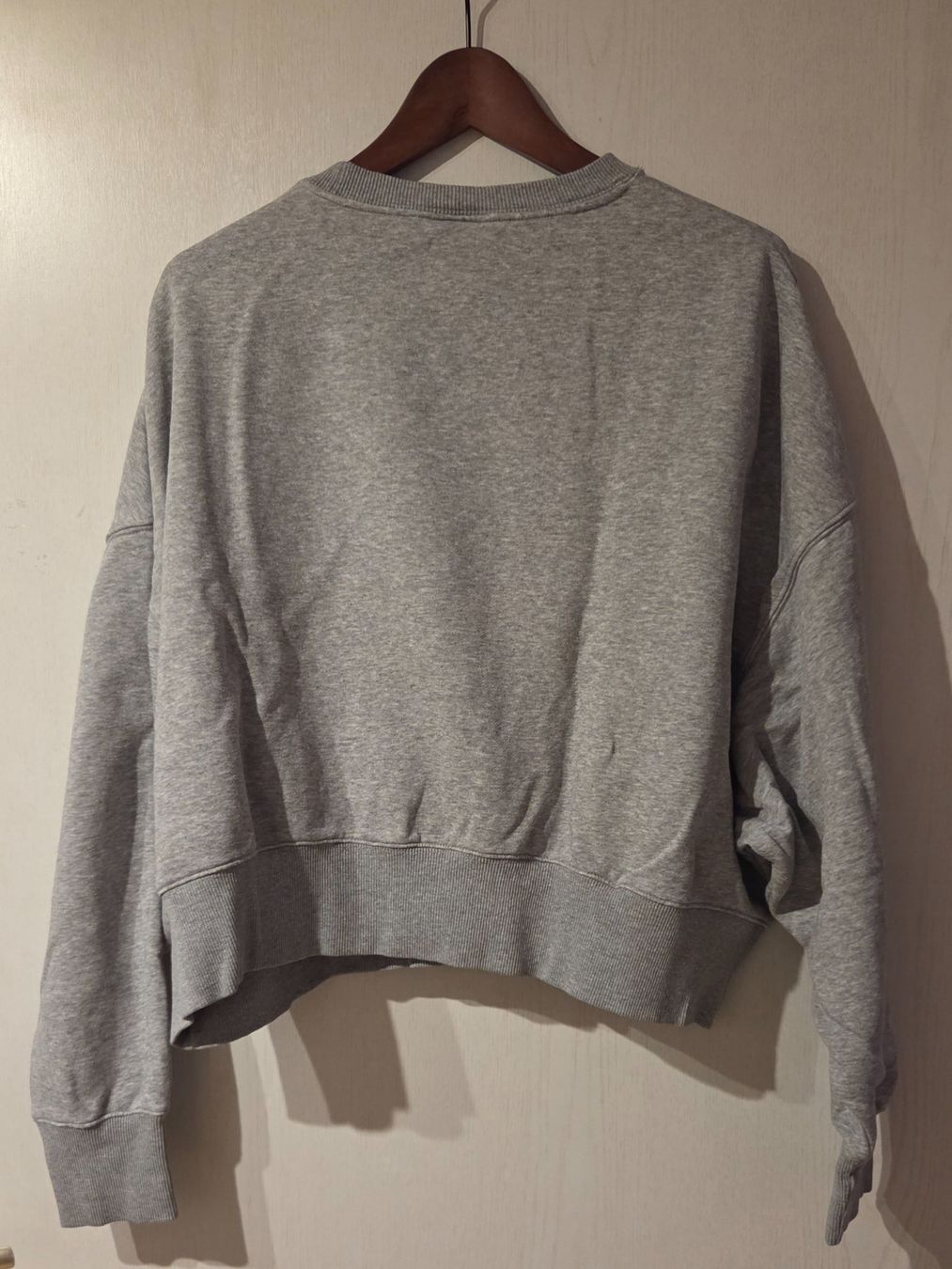 Nike Maglioni & Felpe: Sweater von Nike (Grösse M) – Usato da Zürich venduto da wile_coyote 1