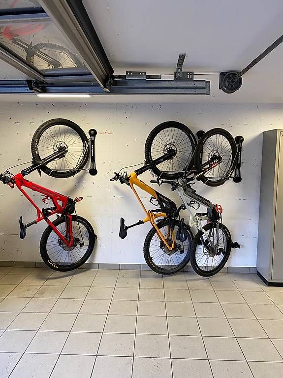 Cavalletti per biciclette: Porta E-Bike - Bike Steadyrack Classic Rack – Usato da Rivera venduto da inf_qr2h 1