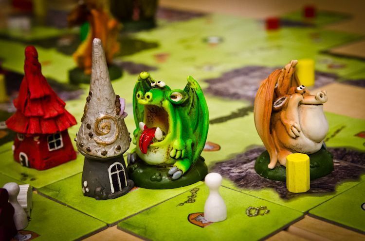 Spiele: DRAGONSCROLL (Fragor Games) OOP - Rar! – Gebraucht aus Luzern von Blue-Moon 5