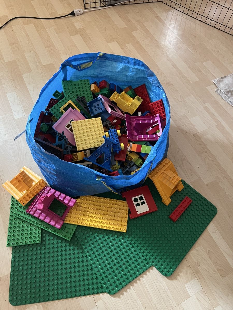 Lego Giocattoli: 10kg Lego Duplo – Usato da Gontenschwil venduto da Jeepli1970