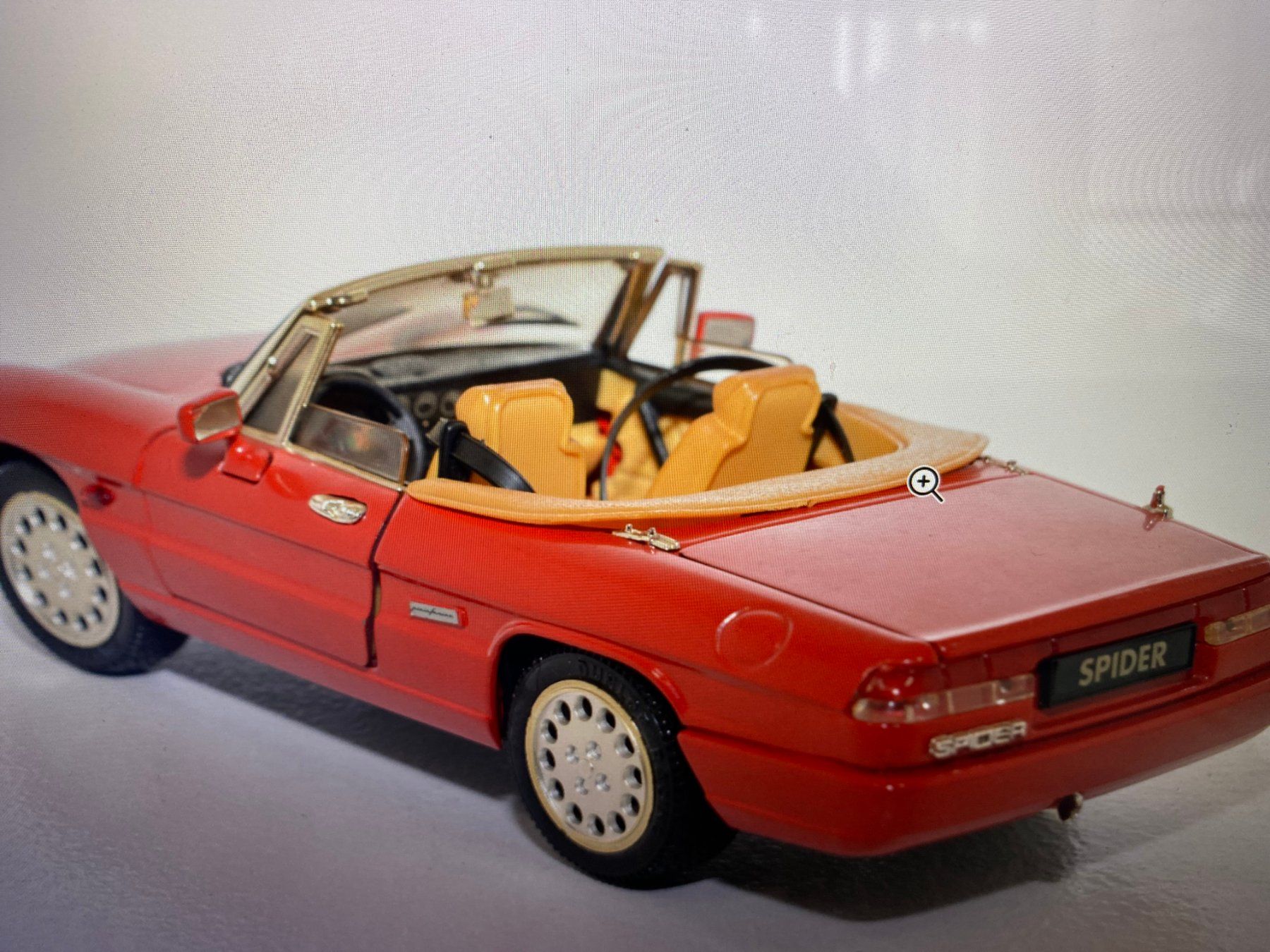 Alfa Romeo Modellini d'auto: ALFA ROMEO SPIDER 1975 1-18 JOUEF EVOLUTION 47 – Usato da Stäfa venduto da executive-cars 2