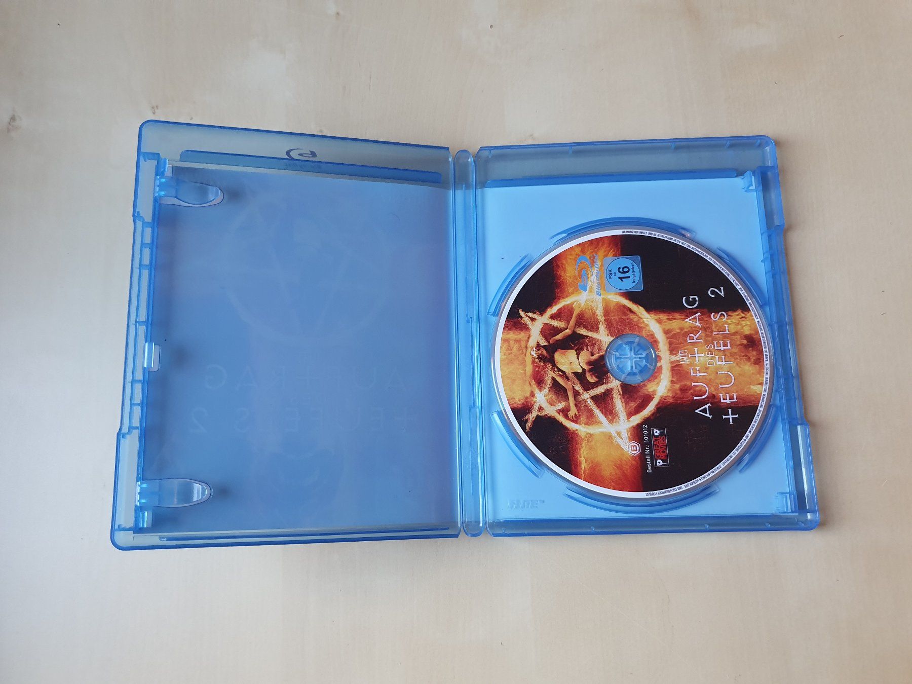 Tous les DVDs: Im Auftrag des Teufels 2 – D'occasion à Stansstad par collectorsshop 2