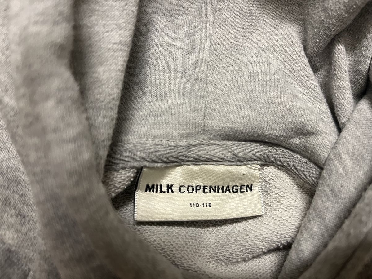 Maglioni & Felpe: Milk Copenhagen Pullover Kirschen Kaputze 110/116 – Usato da Zürich venduto da Gabi_78 2