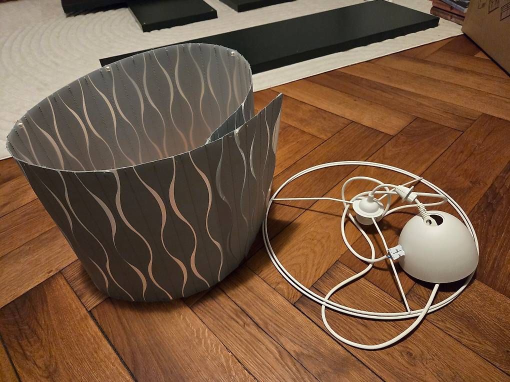 Lampe inkl. Kabel und Glühbirne (D'occasion) à Brienz BE pour CHF 30 ...
