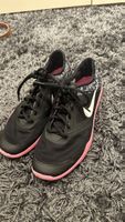 Nike Turnschuhe Schwarz/Pink Grösse 40