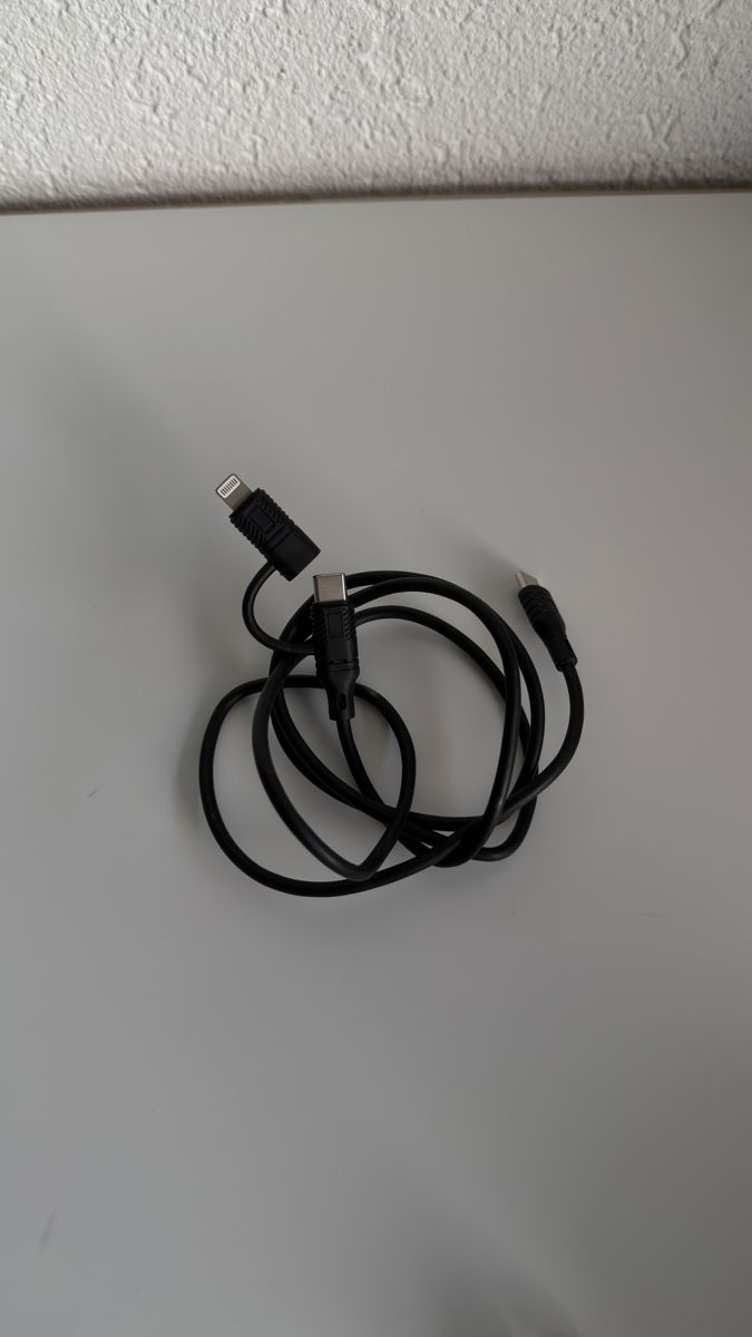 Câbles: Câble USB C à Lightning ou USB C – Neuf (Voir description) à Vevey par diogodasilva_ 1