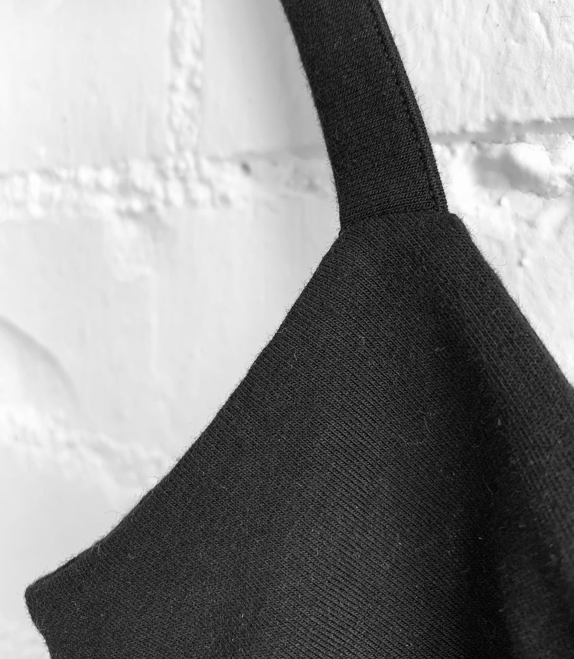 Tops: Schwarzes Crop Top – Gebraucht aus Bern von Fraeuleinhonig 2