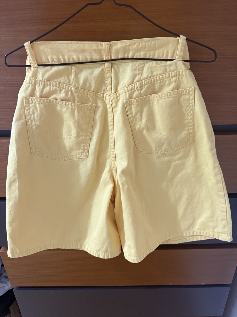 Pantaloni: Vintage Bermuda – Usato da Neerach venduto da the_modern_mini 2