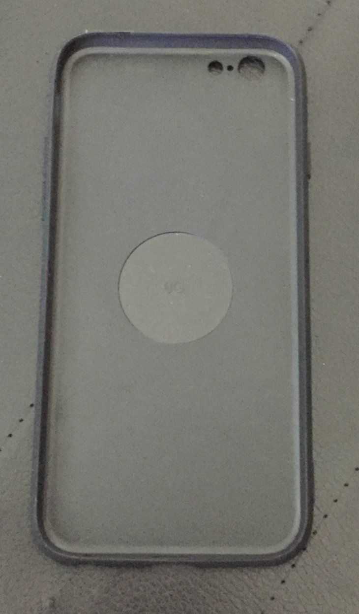Apple Cover & Protezioni schermo: iPhone 6/ 6s Case ungeöffnetes – Usato da Aarau venduto da Billa007 2