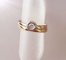 Solitär Brillant Damenring in 18Kt. Gelbgold mit Weissgold