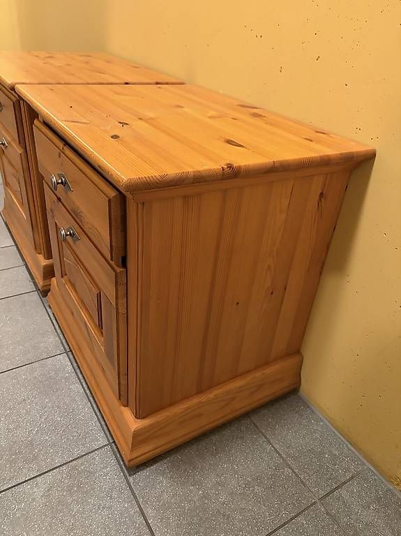 Comodini: Nachttische, 2 Stück im Set – Usato da Endingen venduto da Gebirge-5303 2