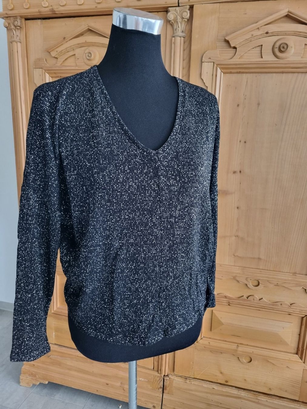 Maglioni & Felpe: schöner Pullover mit Lurexfaden – Nuovo (secondo la descrizione) da Wiesendangen venduto da Sinhuk