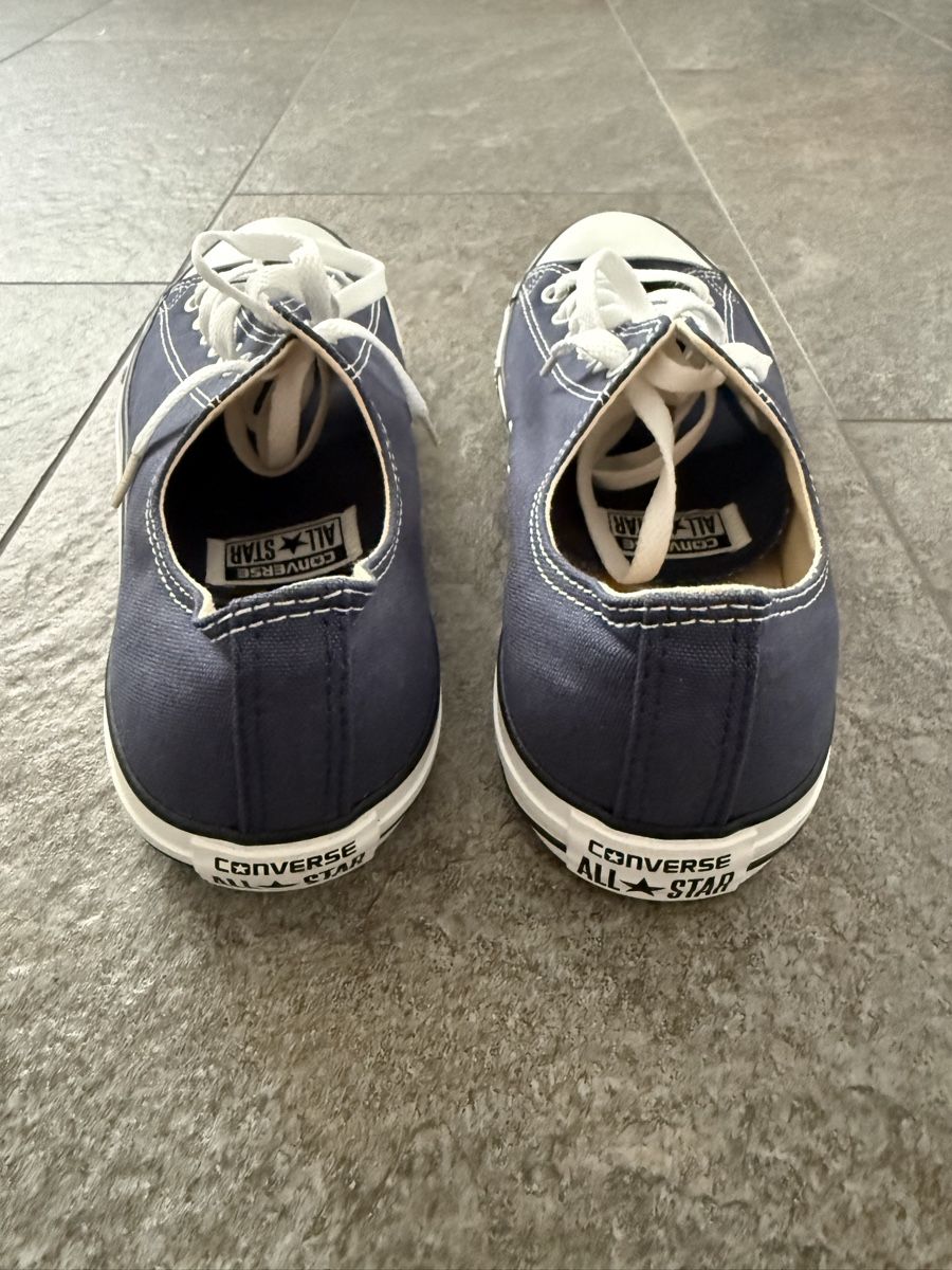 Converse Chaussures hommes: Converse Chucks All Star NEU US 10.5 – Neuf (Voir description) à Schübelbach par Coopers6 7