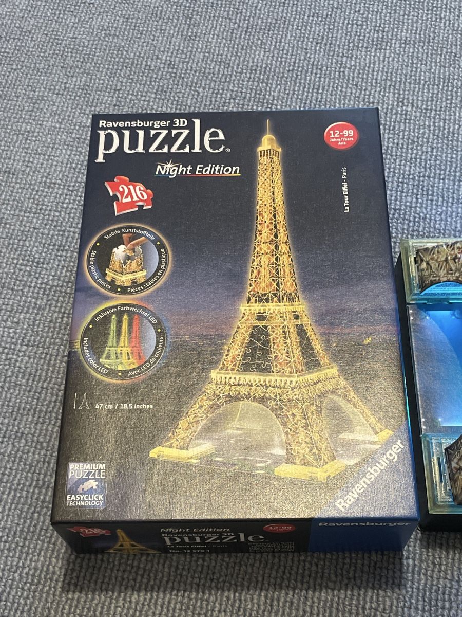 Ravensburger Puzzle: Ravensburger 3D Puzzle Eiffelturm - Night Edition, komplett – Usato da Wettswil venduto da Chlaettermus 1