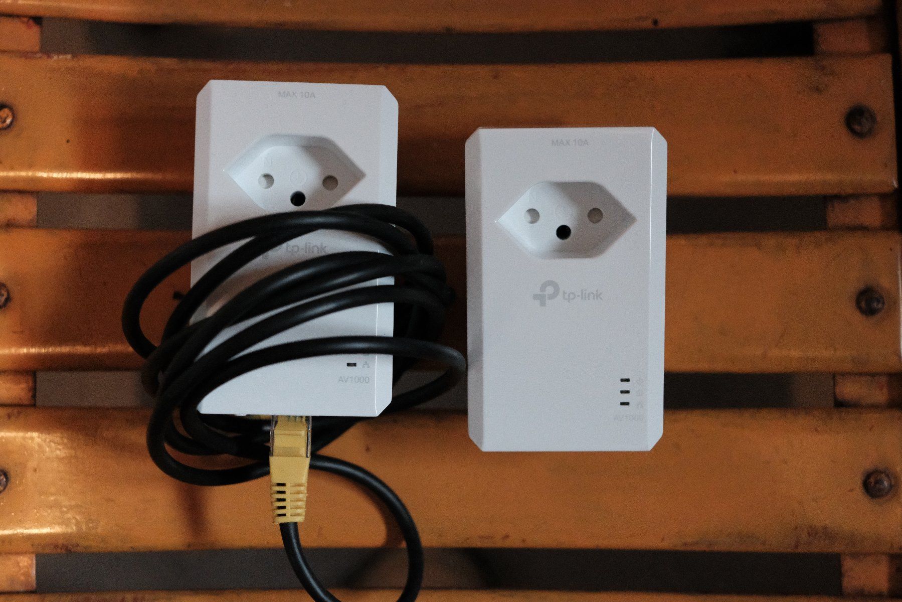 TP-Link WiFi: TP-Link TL-PA7017P KIT (CH) – Nuovo (secondo la descrizione) da Courroux venduto da dric01