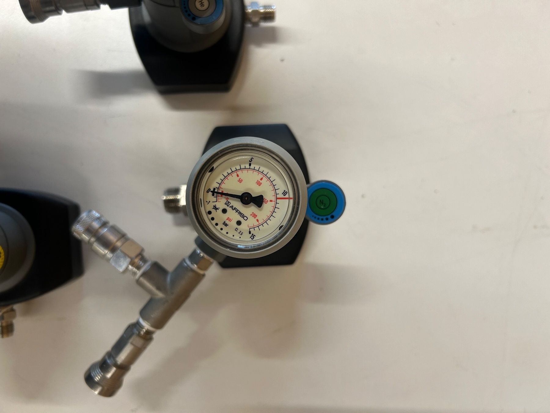 Laborzubehör: Labor Gasentnahmestationen Konvolut – Gebraucht aus Schupfart von philippb06 4
