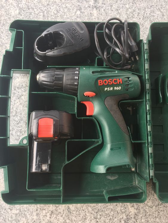 AkkuBohrmaschine Bosch im Koffer Kaufen auf Ricardo