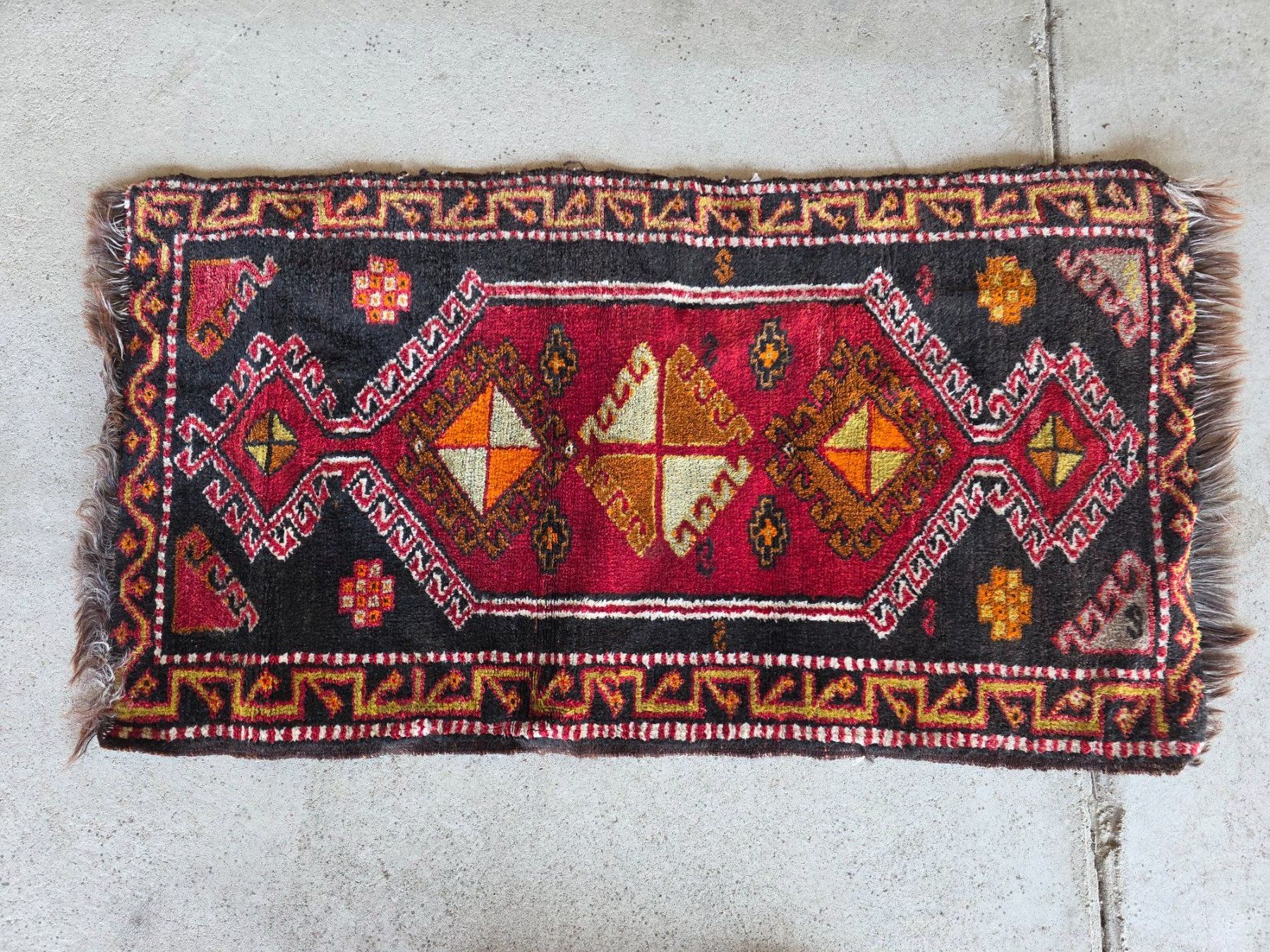 Teppiche: Orient Teppich Läufer 107 cm x 59 cm – Gebraucht aus Walterswil BE von Lonitti 7