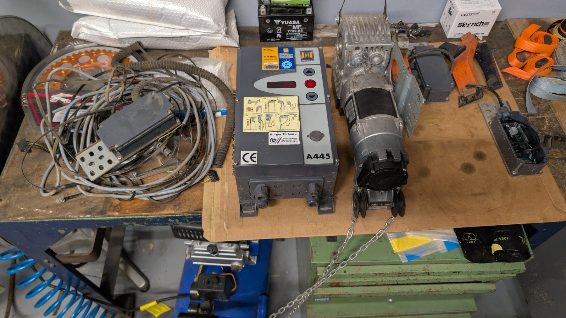 Hörmann Altro Materiale elettrico: Hörmann A445 Steuerung und Motor – Usato da Islikon venduto da Dave_o