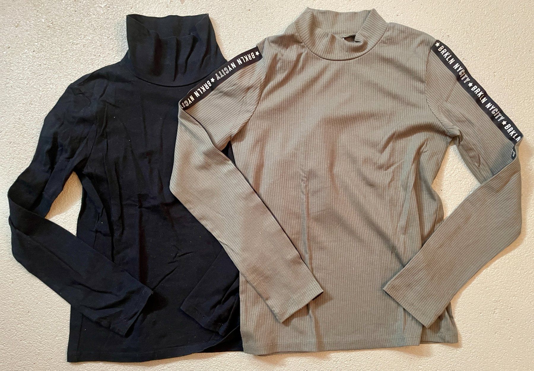 Lotti & Set di vestiti: 8 Rollkragenpullover Gr. 146/152 – Usato da Neuendorf venduto da Knopfi 2