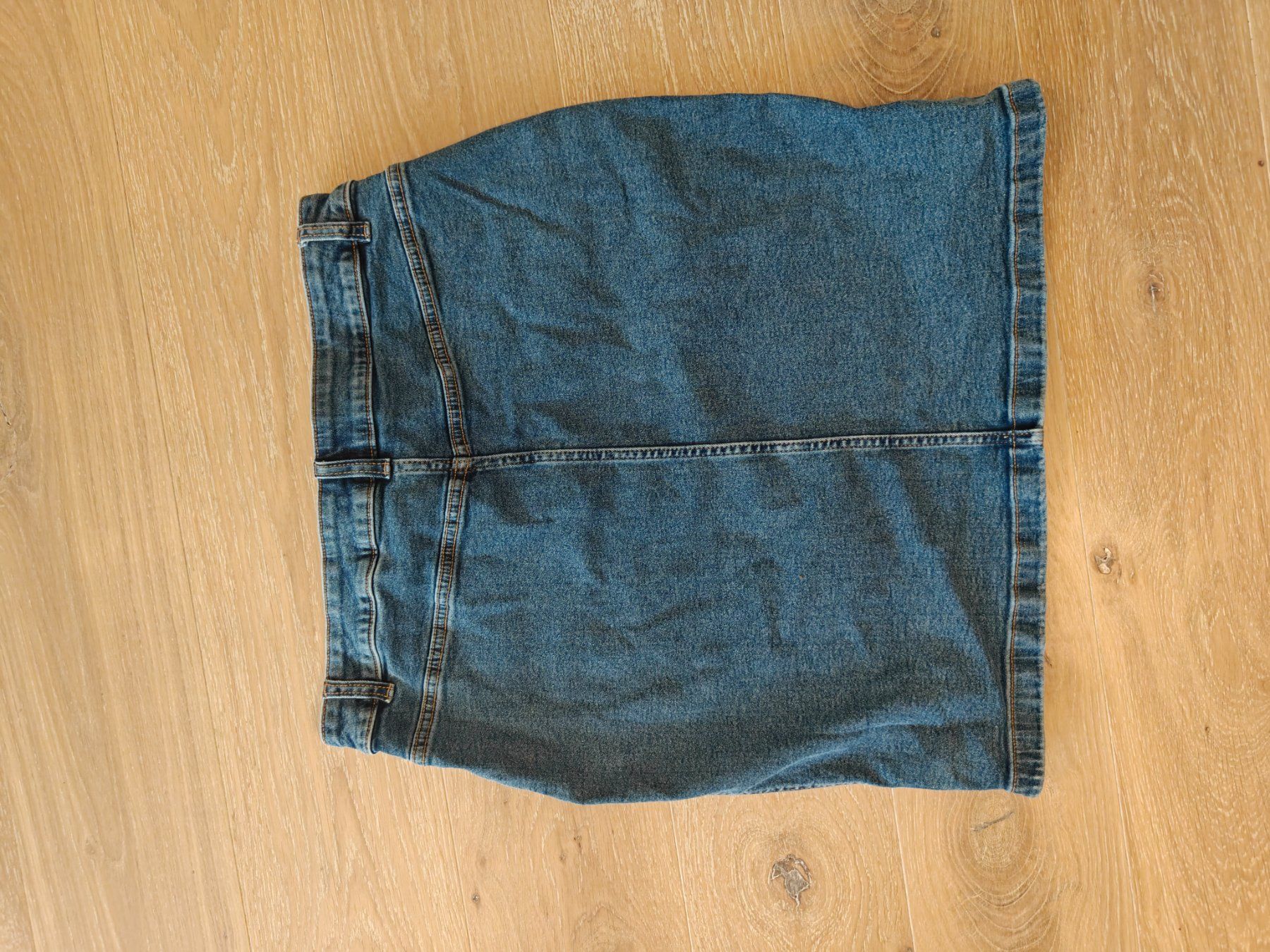Gonne: Essentials Jeansrock, Gr. 42 – Usato da Hedingen venduto da muse10 1