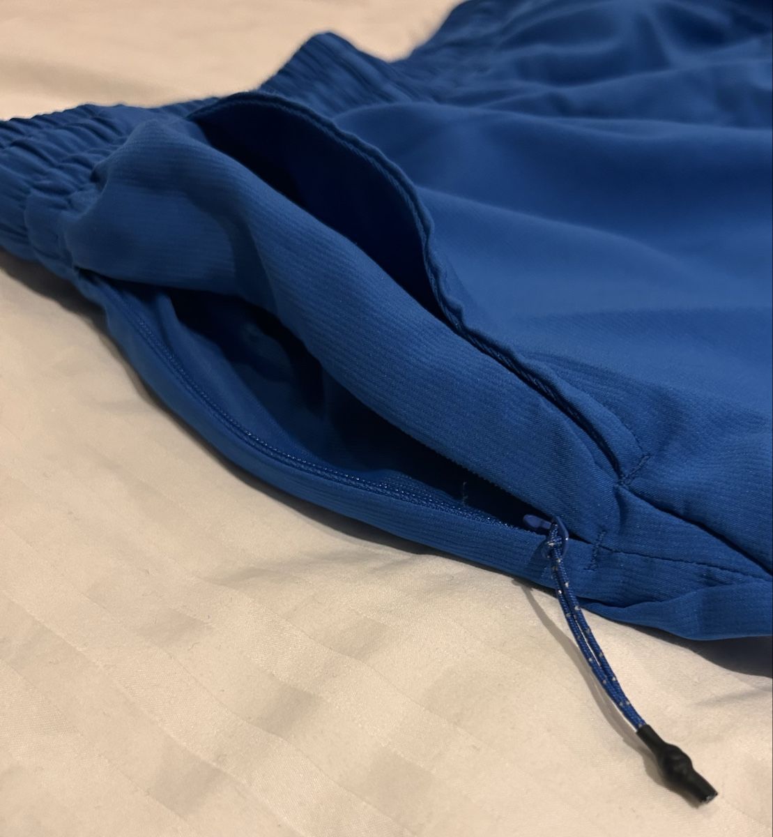 Adidas Hosen: Adidas Shorts – Gebraucht aus Basel von Christopher123 3