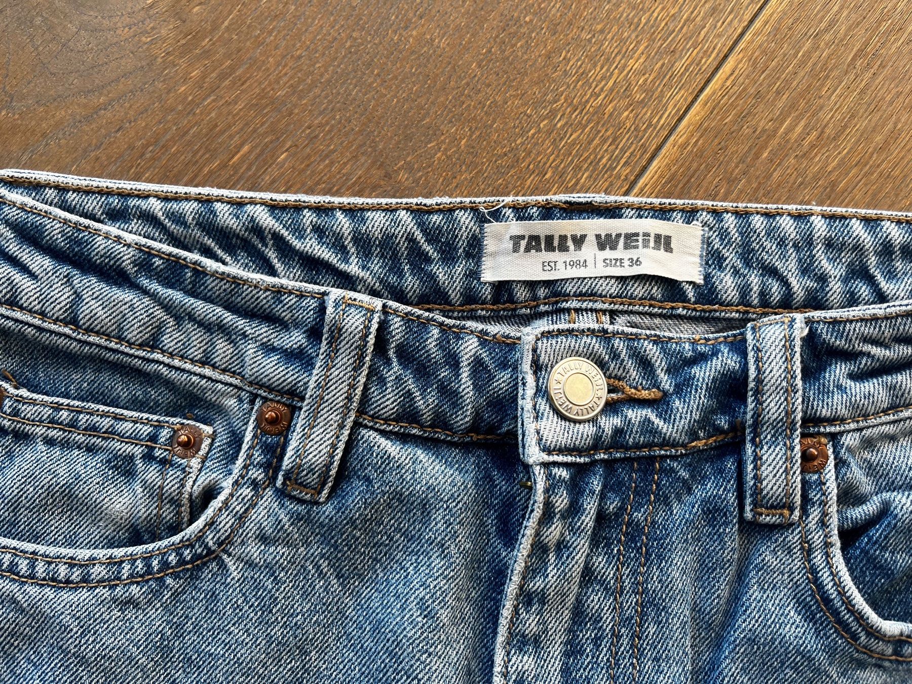 Tally Weijl Jeans: Jeans MOM taille 36 – Gebraucht aus Develier von lili_1 1
