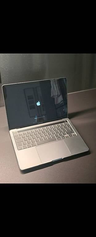 Apple Notebook: MacBook Pro M2 13" 256GB SSD – Usato da Siegershausen venduto da Kvsho 2