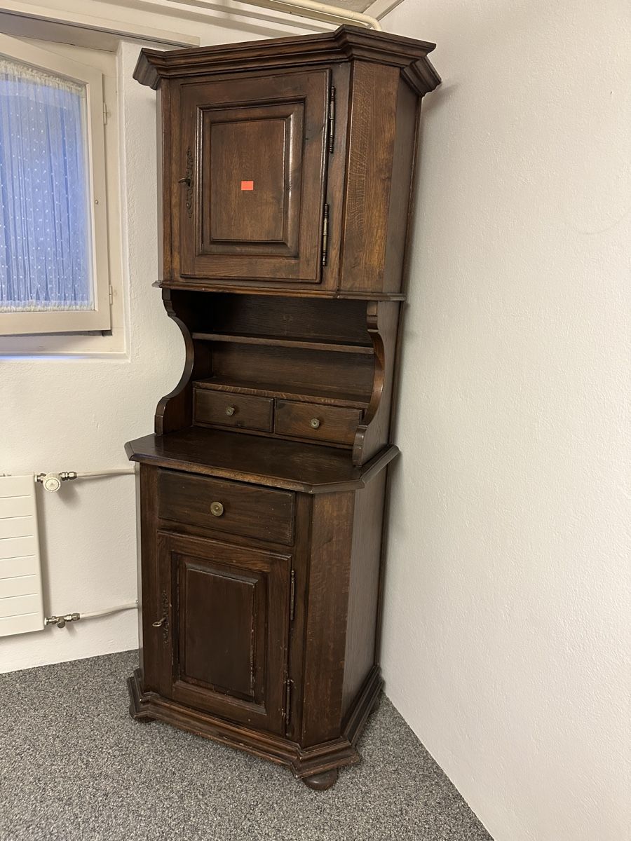 Büffets: Schrank Holz dunkel antik – Gebraucht aus Herzogenbuchsee von GyK87