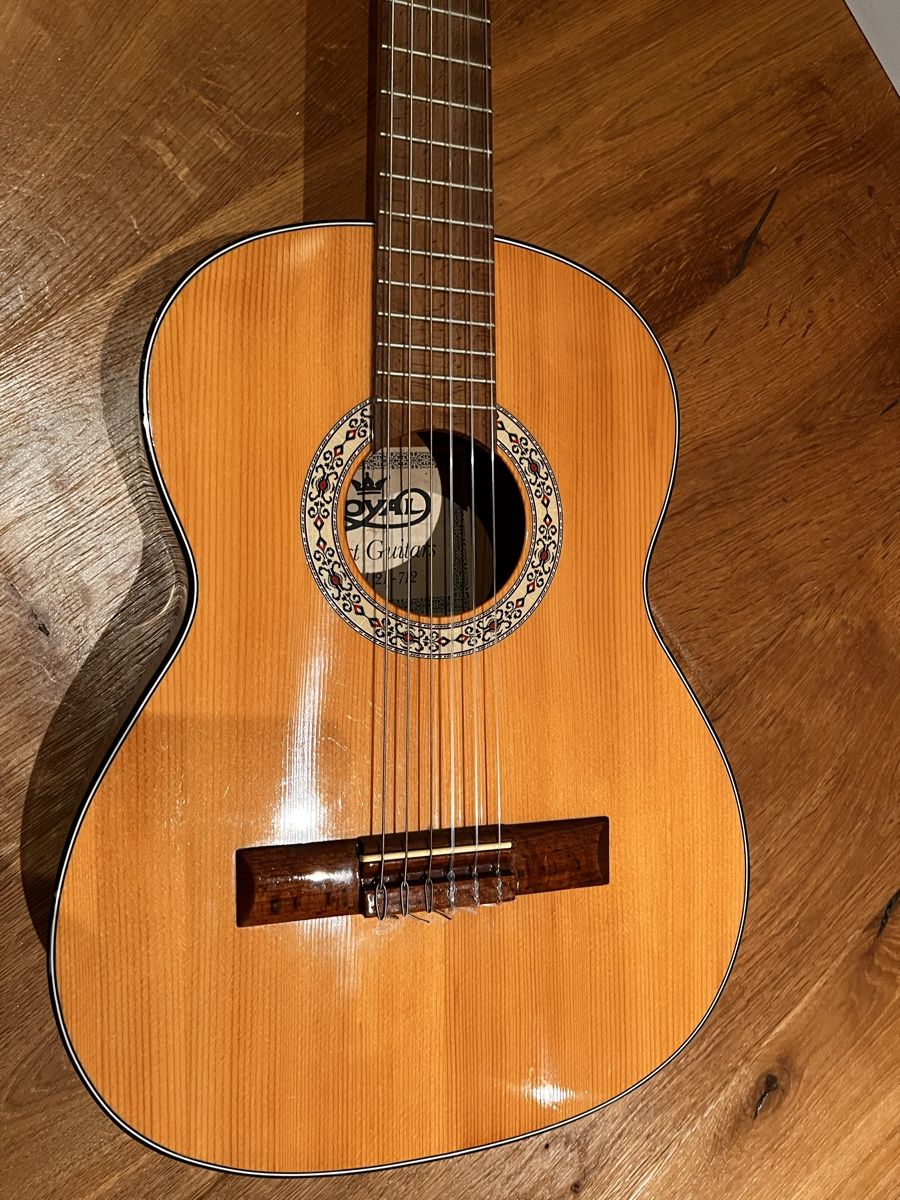 Strumenti musicali: Akustische Gitarre Kinder mit Schutzhülle – Usato da Bachenbülach venduto da Floydp