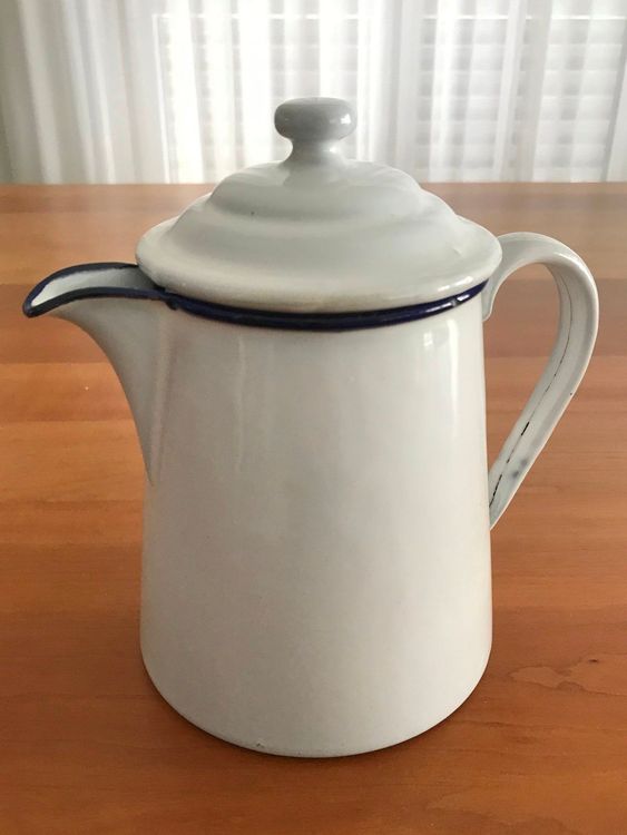 Linoows Emaille-Sahnekännchen Im Landhausstil – Kleiner Krug Für Die Küche, Nostalgisches Design