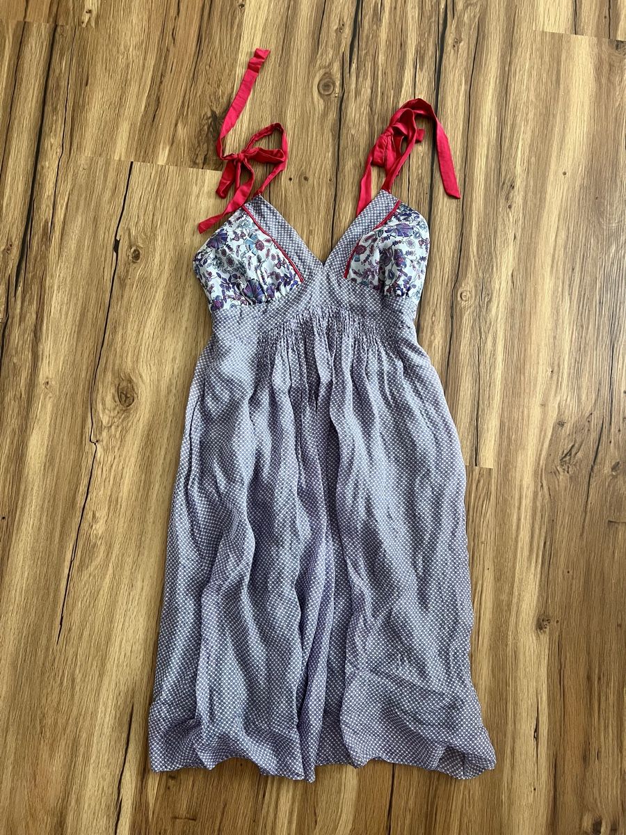 Sandro Robes: Sandro Sommerkleid 100% Seide – D'occasion à Baar par LAM169