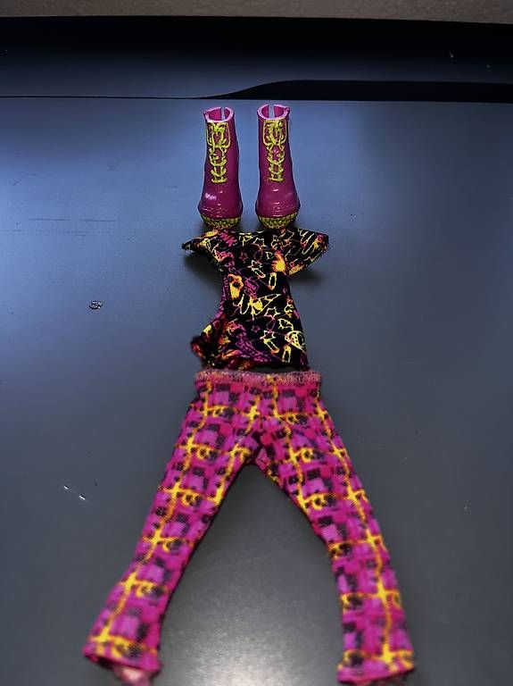 Puppen: Vêtements Monster high – Gebraucht aus Fribourg von Maya.p85 2